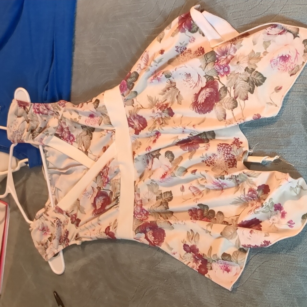 Women's Flowy Top